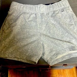 Men’s Hollister sweatshorts